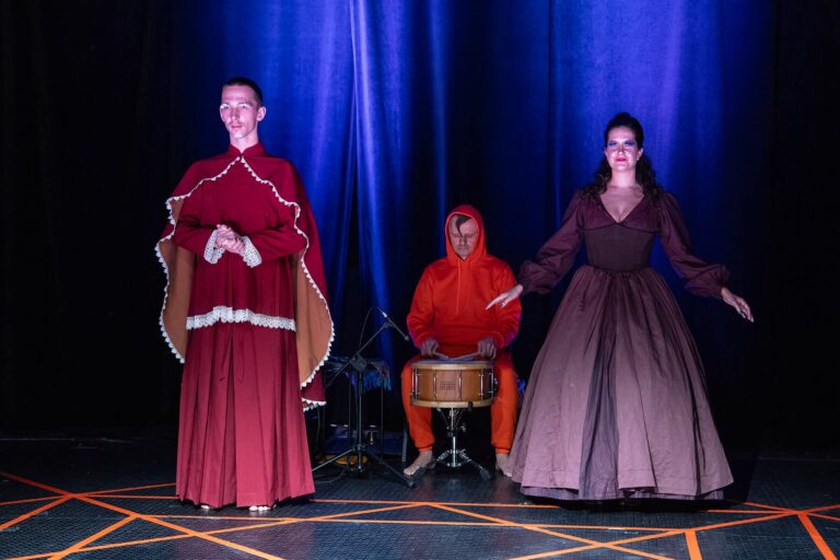 La rivoluzione della luna