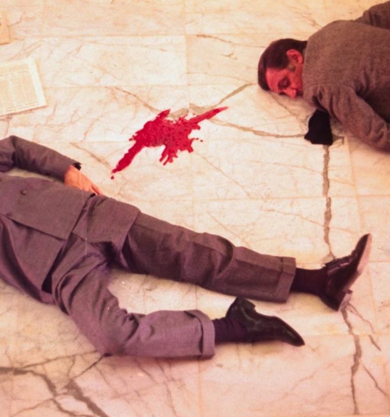 Szacowni nieboszczycy